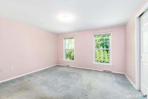 17 Laurel Circle East Windsor CT 06088