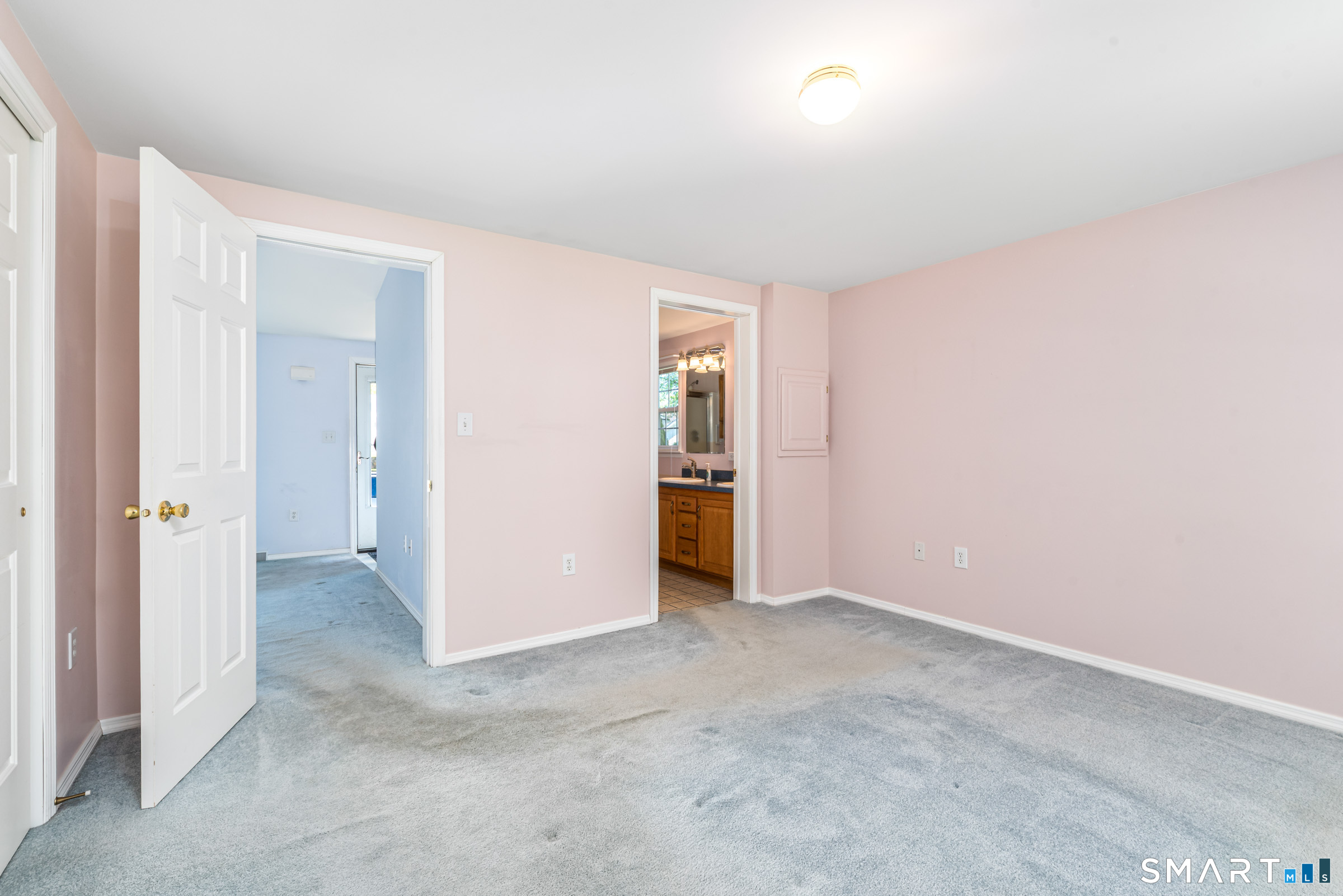 17 Laurel Circle East Windsor CT 06088