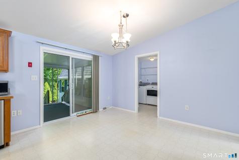 17 Laurel Circle East Windsor CT 06088