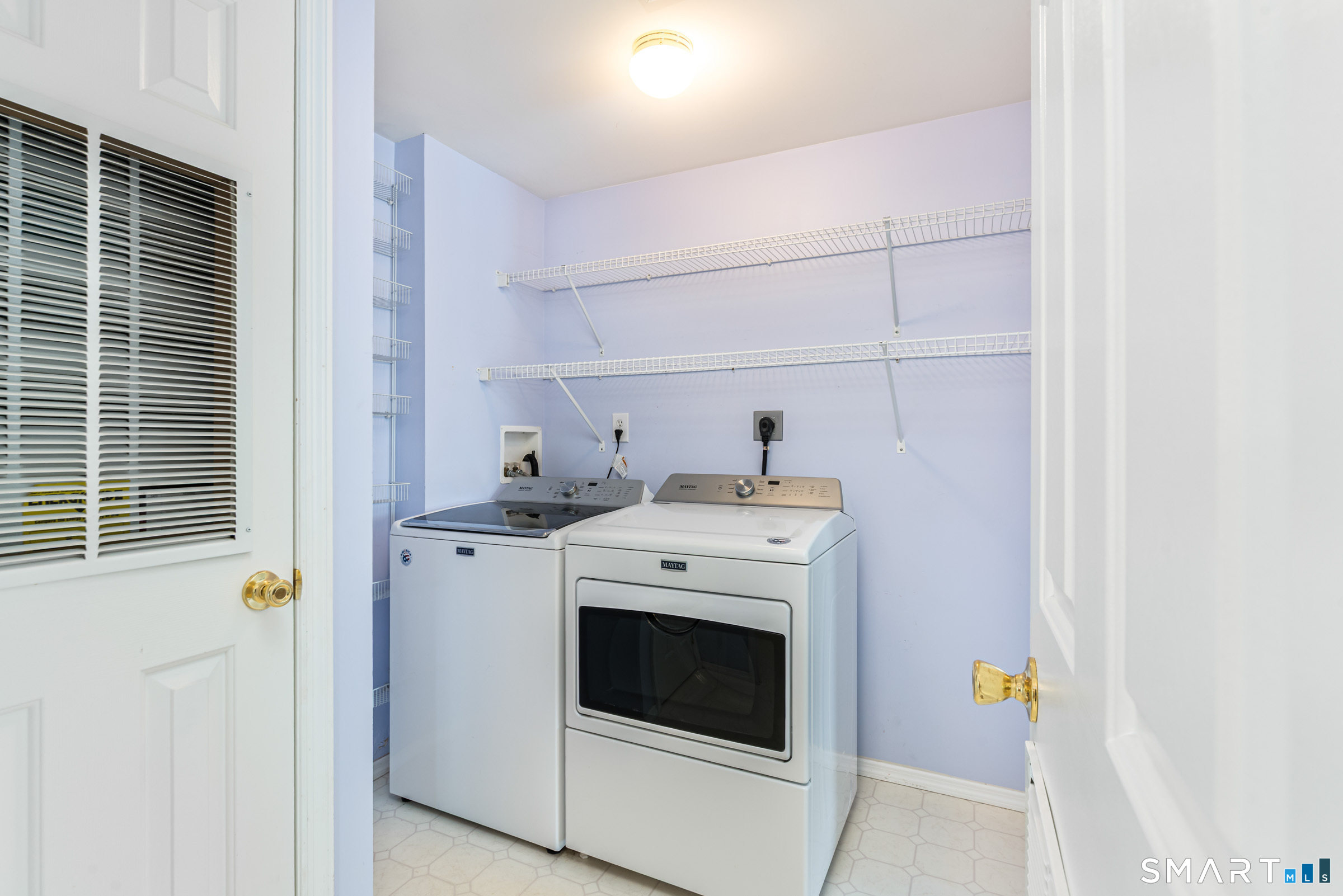 17 Laurel Circle East Windsor CT 06088