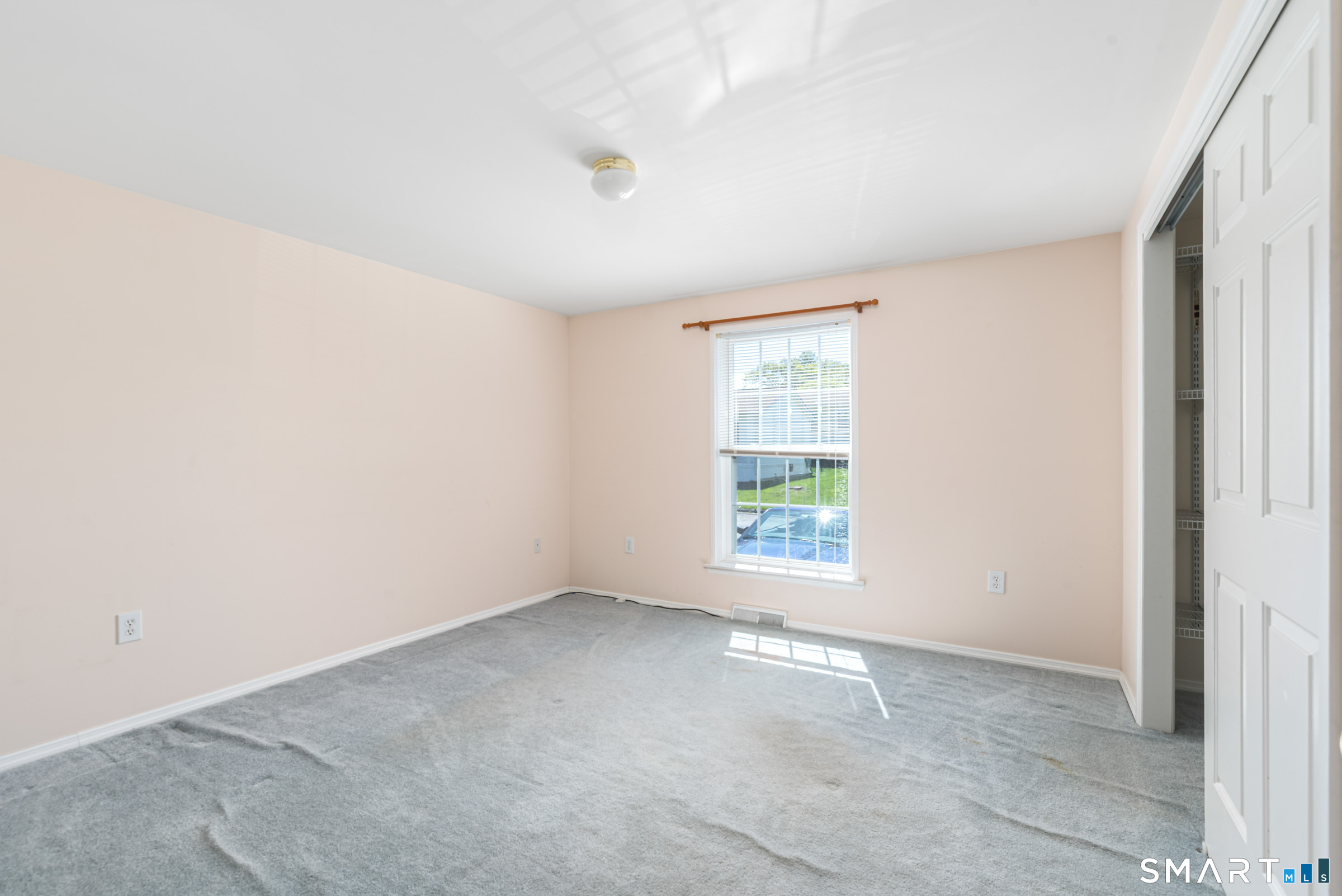 17 Laurel Circle East Windsor CT 06088