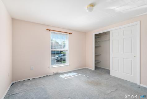 17 Laurel Circle East Windsor CT 06088