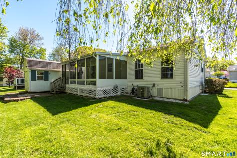 17 Laurel Circle East Windsor CT 06088