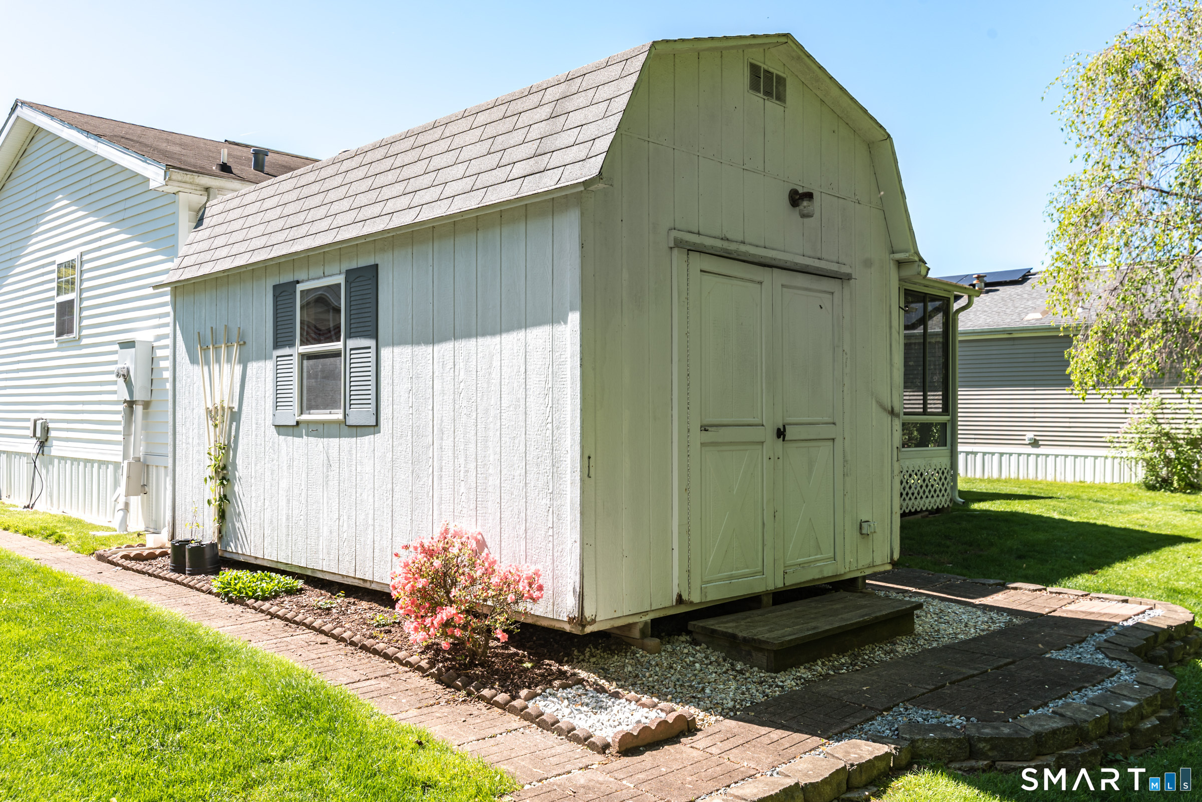 17 Laurel Circle East Windsor CT 06088
