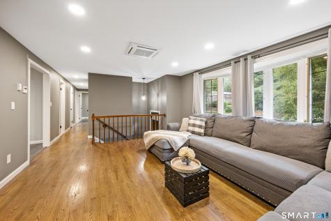 14 Glen Hollow Drive Farmington CT 06085