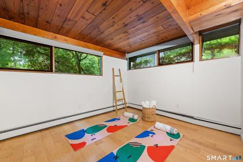 9 Fall Ridge Road Weston CT 00688