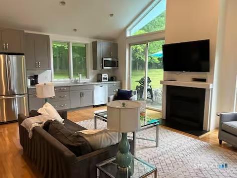 9 Fall Ridge Road Weston CT 00688