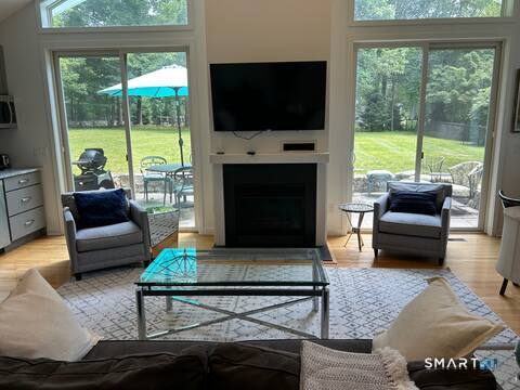 9 Fall Ridge Road Weston CT 00688