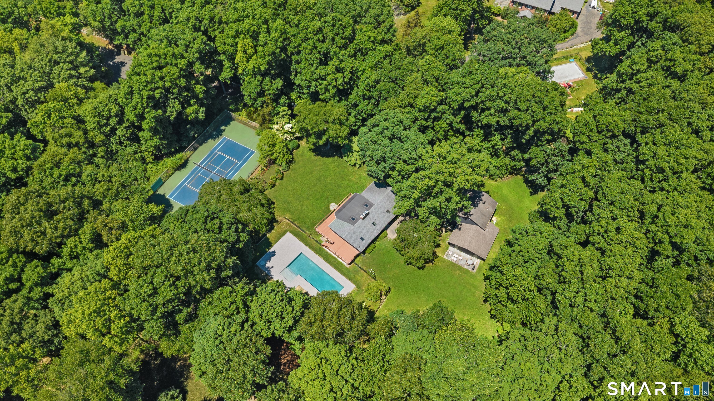 9 Fall Ridge Road Weston CT 00688