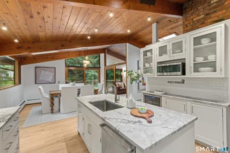 9 Fall Ridge Road Weston CT 00688