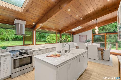 9 Fall Ridge Road Weston CT 00688