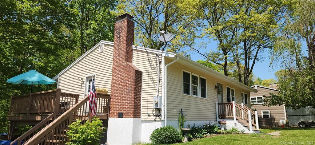 19 Lake Street Ledyard CT 06339