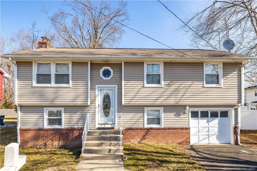 11 Dadio Road Hamden CT 06517