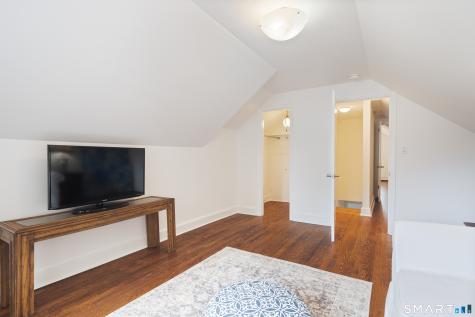 18 Koger Road Trumbull CT 06611