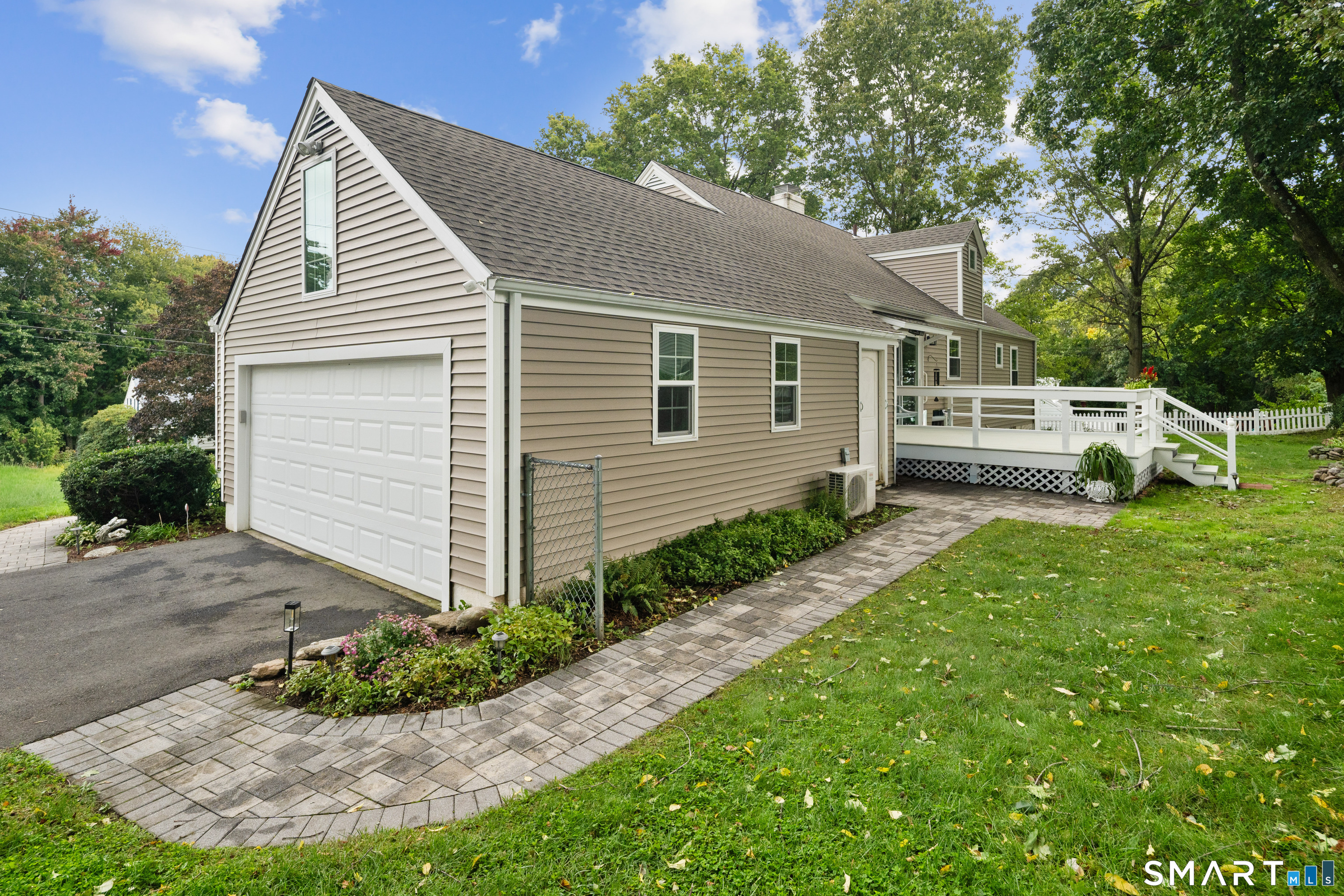 18 Koger Road Trumbull CT 06611
