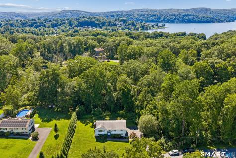 18 Woodcreek Road Brookfield CT 06804