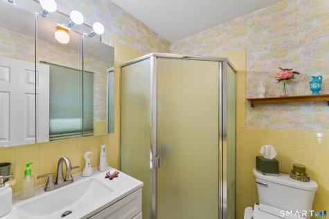 18 Woodcreek Road Brookfield CT 06804