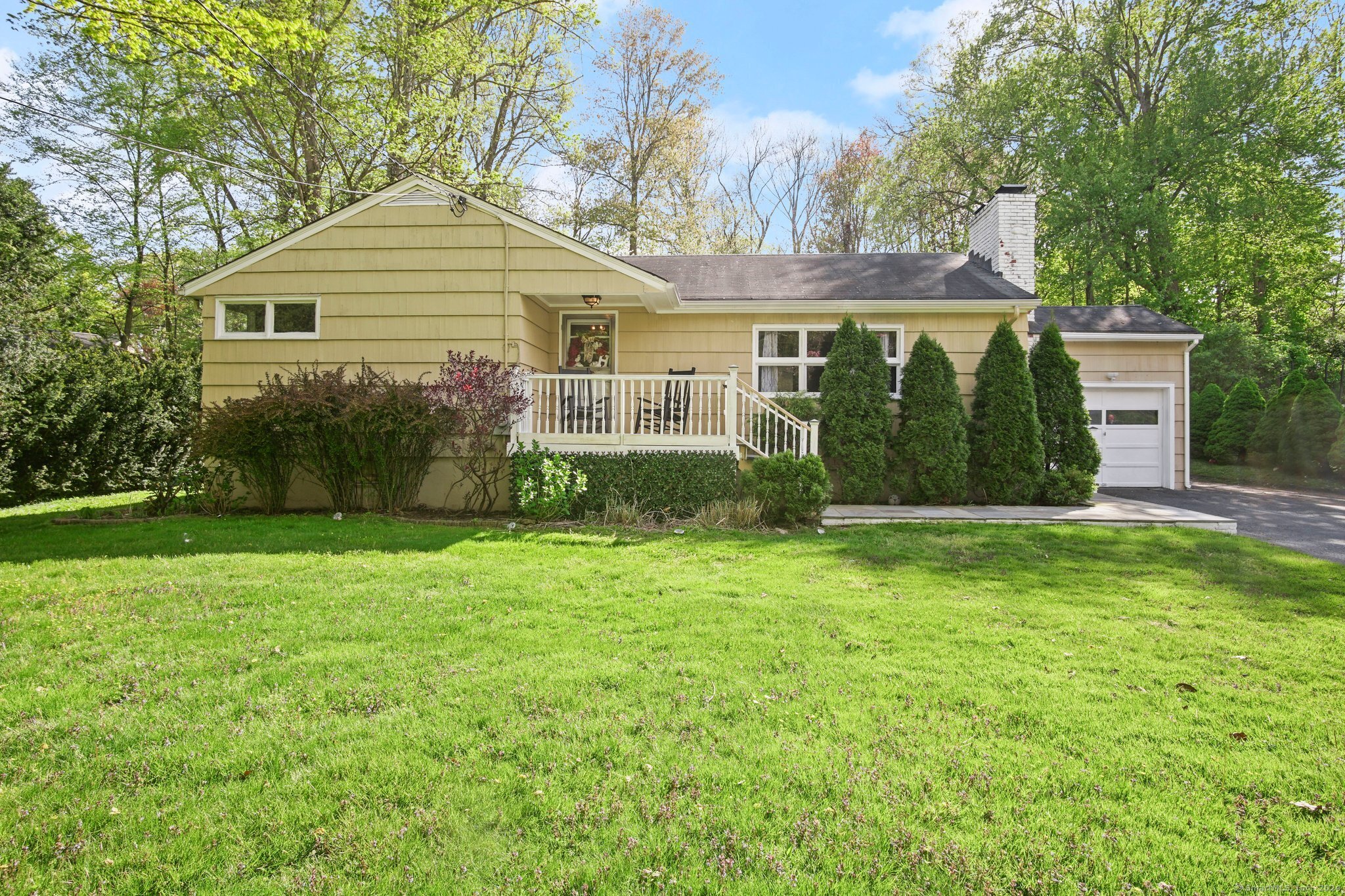 203 New Canaan Avenue Norwalk CT 06850
