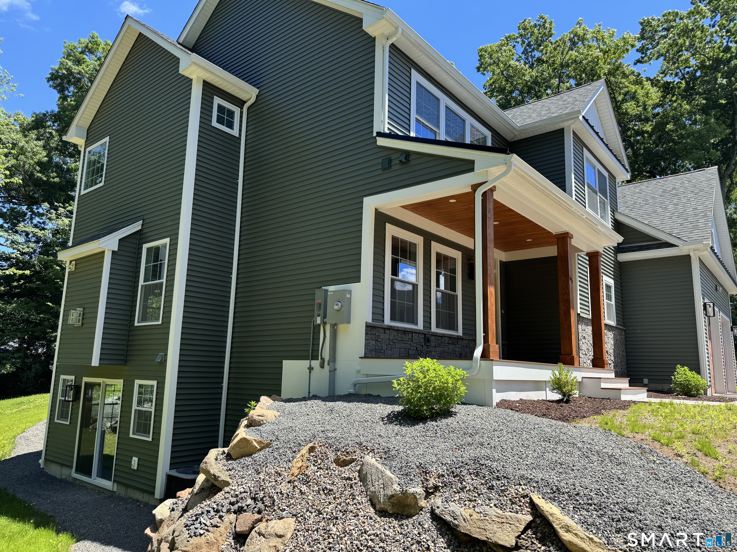 65 Cronin Street Bristol CT 06010