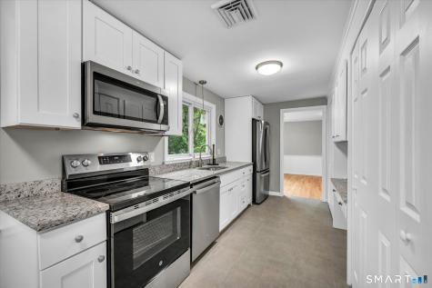 24 Ridge Road Cromwell CT 06416