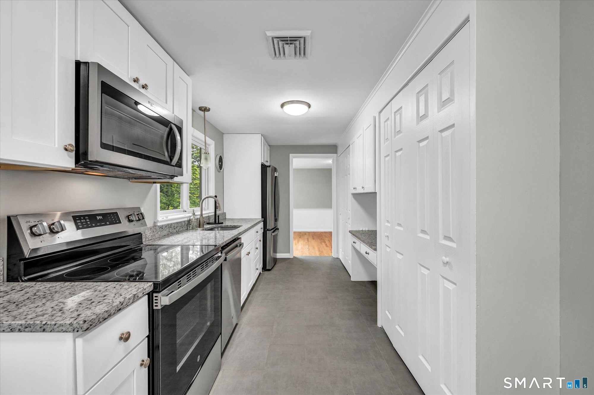 24 Ridge Road Cromwell CT 06416