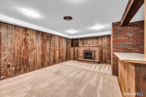24 Ridge Road Cromwell CT 06416