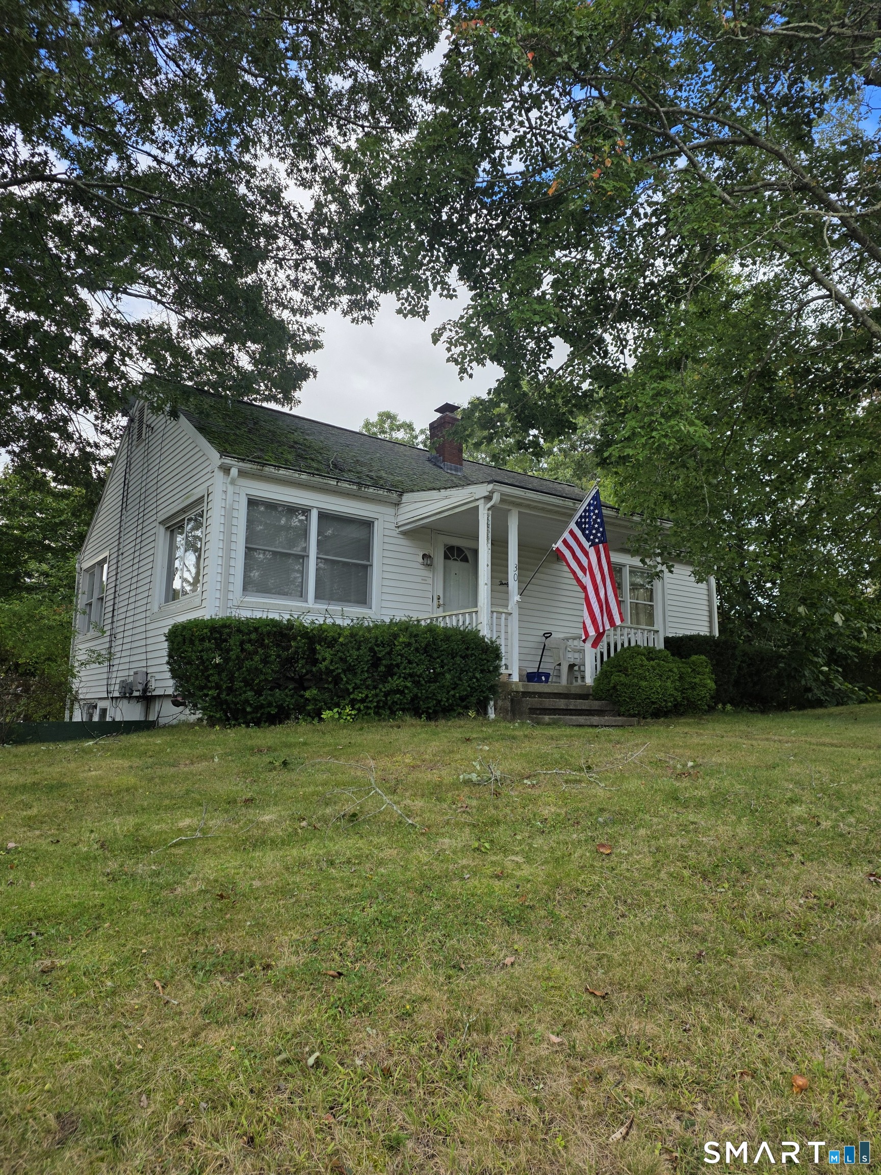 30 Ridgewood Avenue Waterford CT 06385
