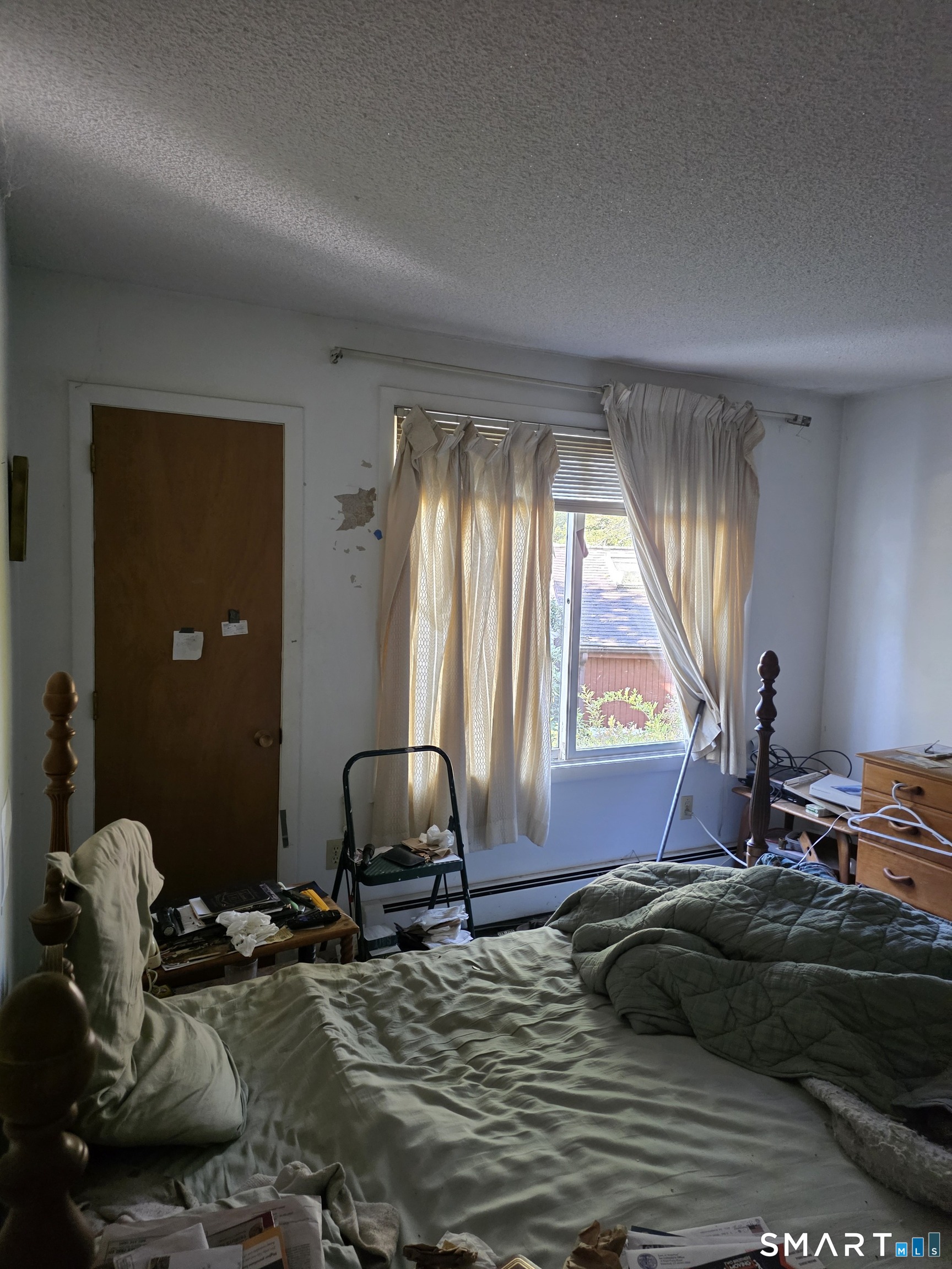 30 Ridgewood Avenue Waterford CT 06385