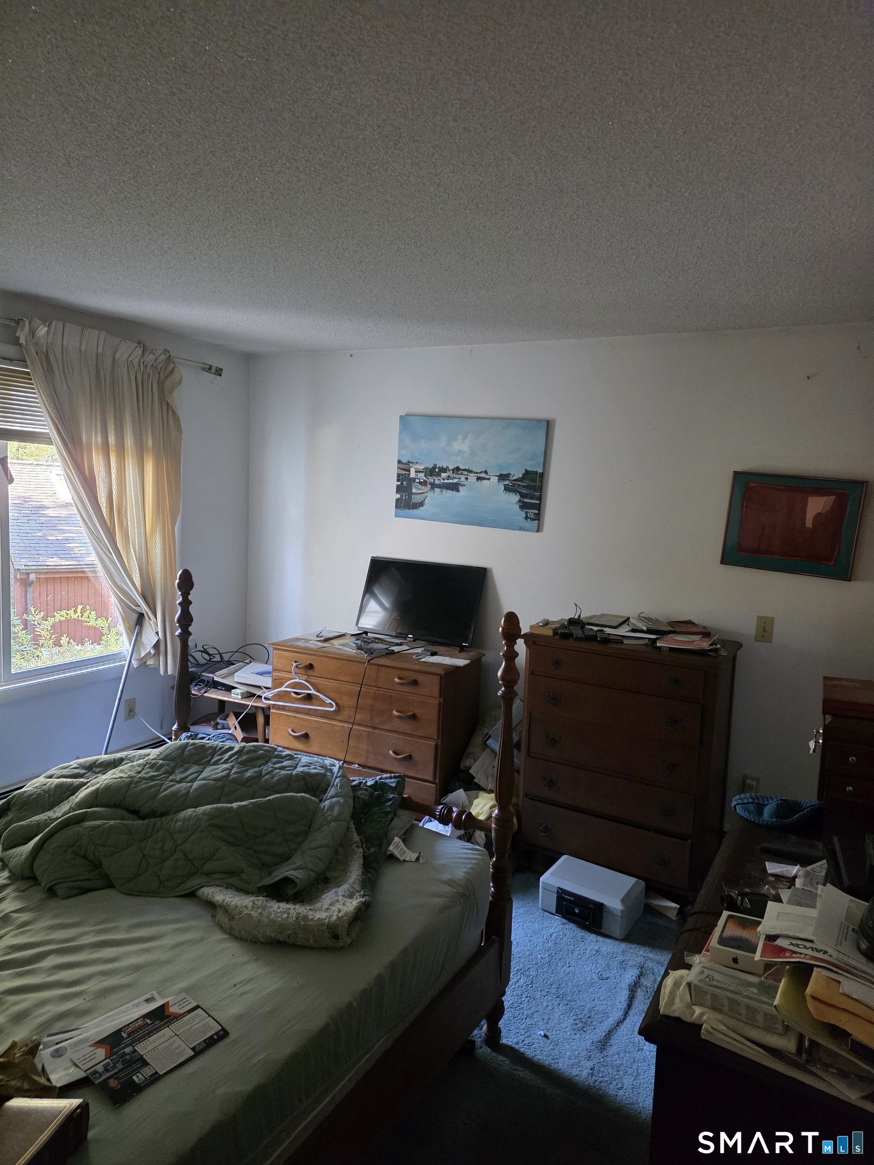 30 Ridgewood Avenue Waterford CT 06385