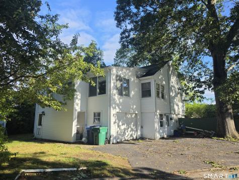 30 Ridgewood Avenue Waterford CT 06385
