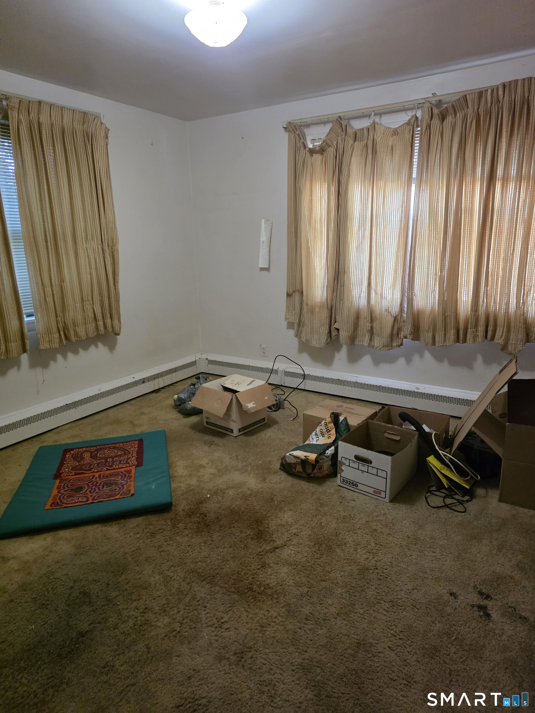 30 Ridgewood Avenue Waterford CT 06385