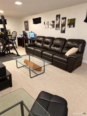 11 Dawn Drive South Windsor CT 06074