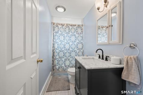 23 Maple Street Middlefield CT 06481
