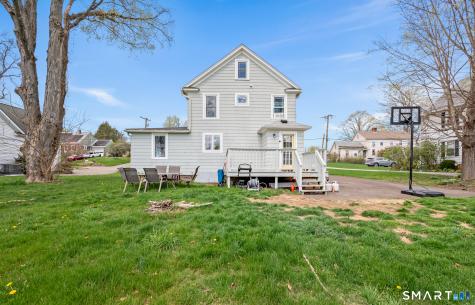 23 Maple Street Middlefield CT 06481