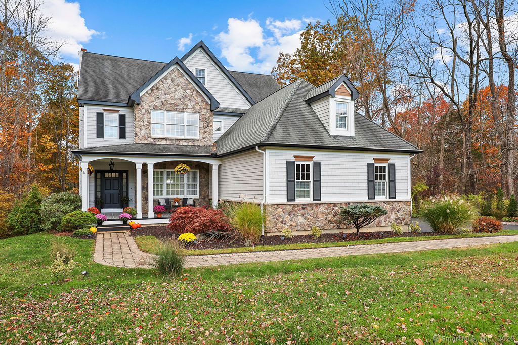 35 Rustle Meadow Lane Canton CT 06019