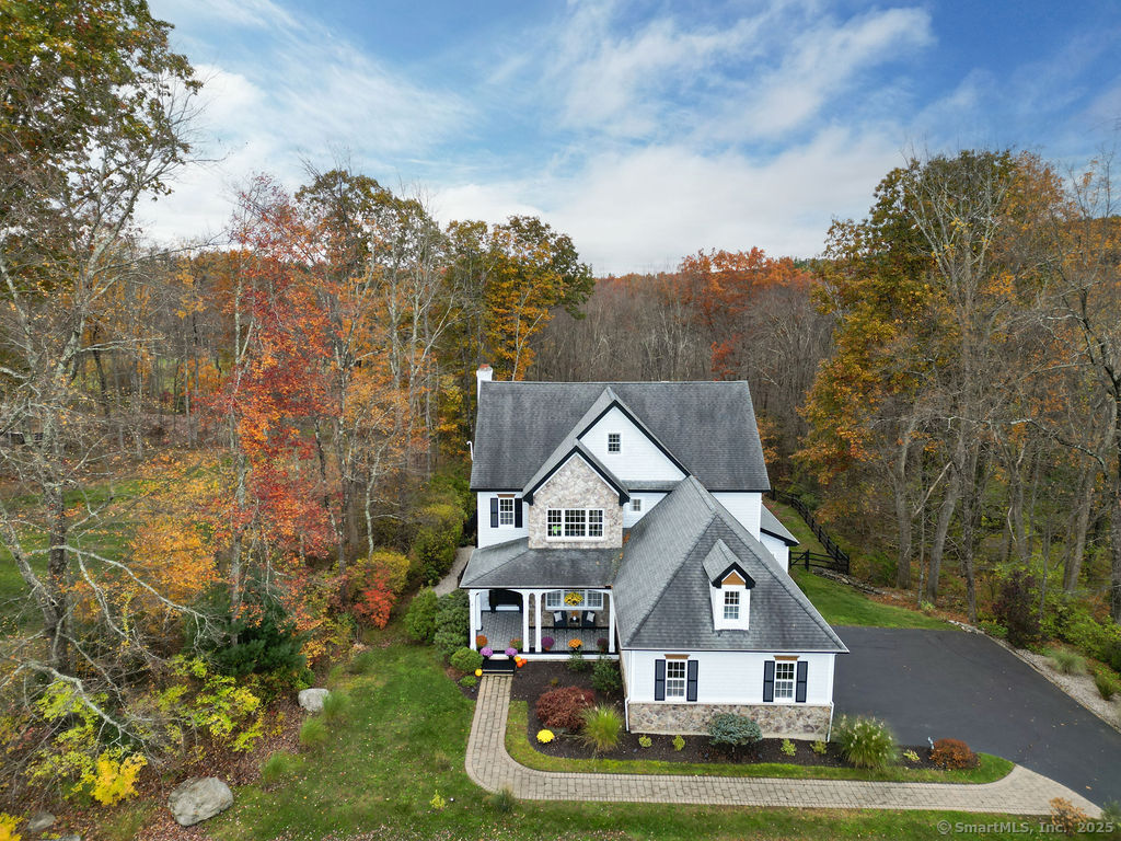 35 Rustle Meadow Lane Canton CT 06019