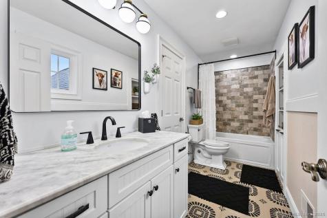 35 Rustle Meadow Lane Canton CT 06019