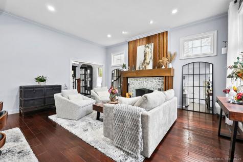 35 Rustle Meadow Lane Canton CT 06019