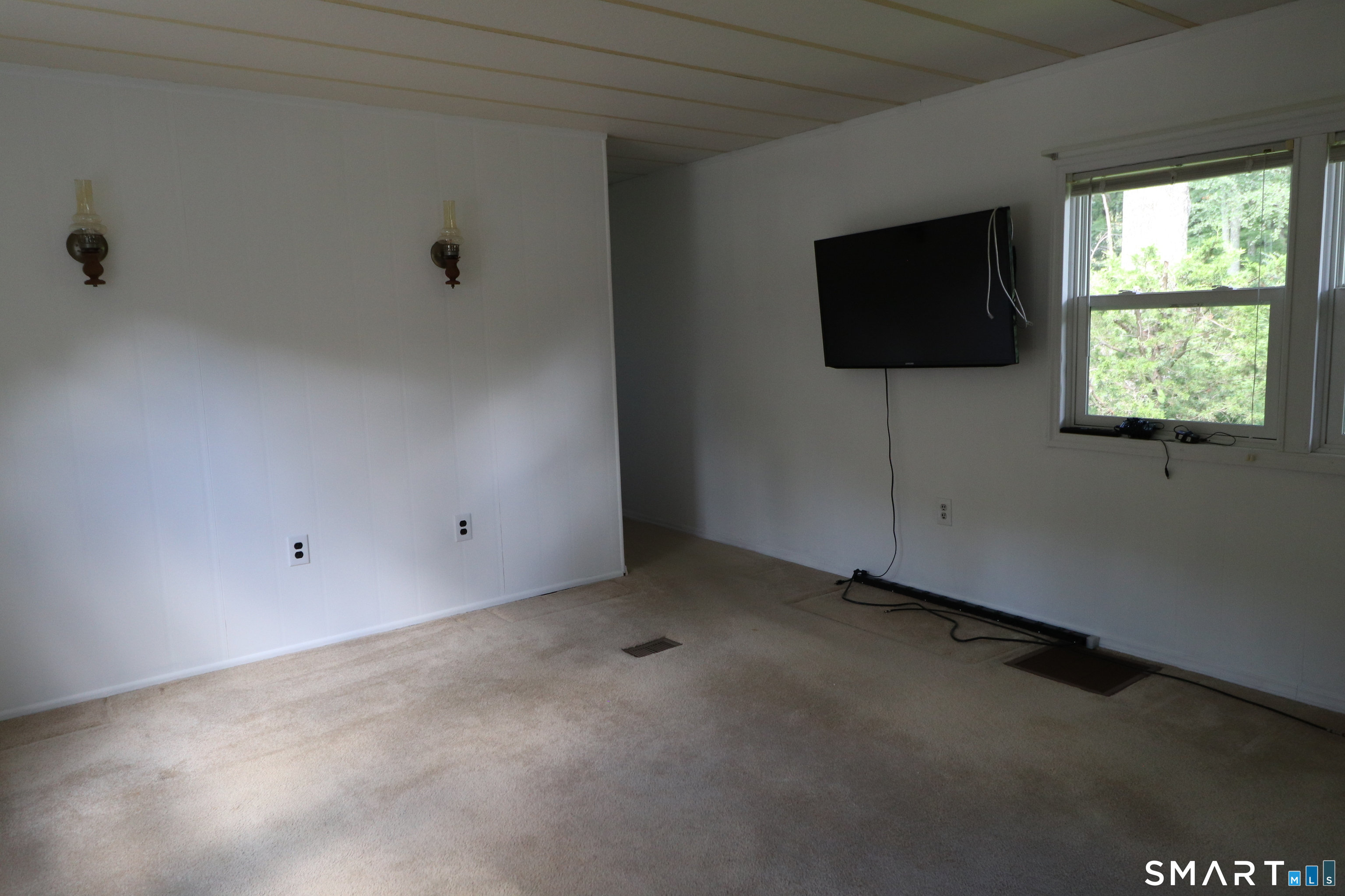 33 Ridge Circle Mansfield CT 06268