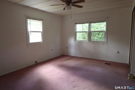 33 Ridge Circle Mansfield CT 06268
