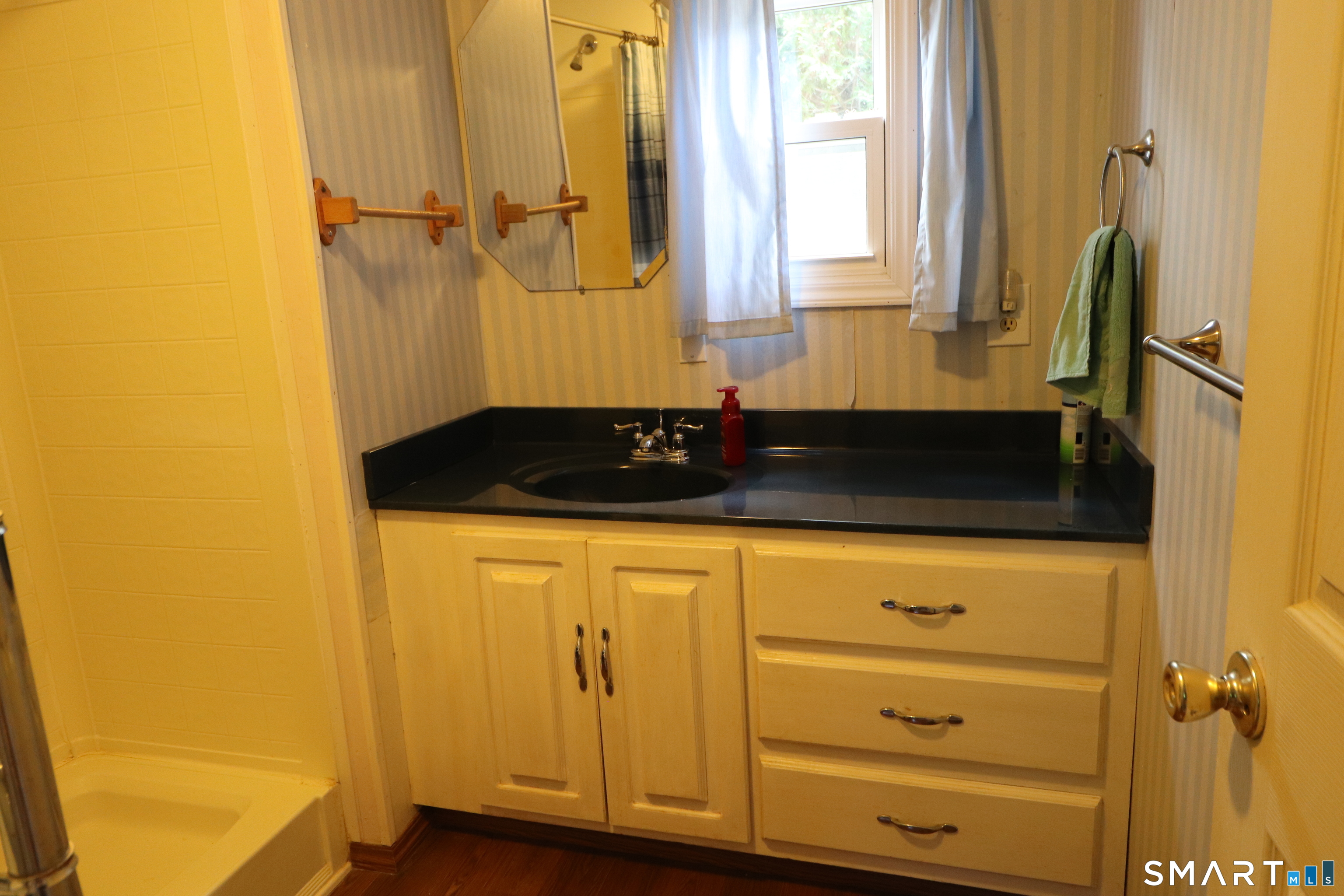 33 Ridge Circle Mansfield CT 06268