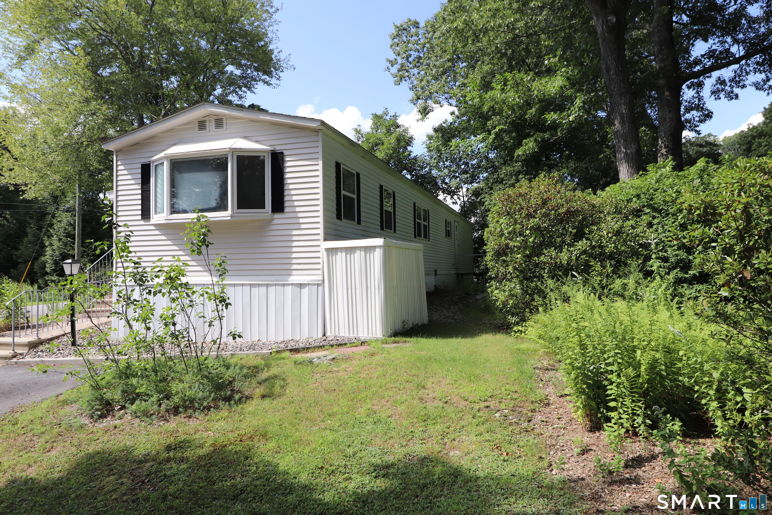 33 Ridge Circle Mansfield CT 06268