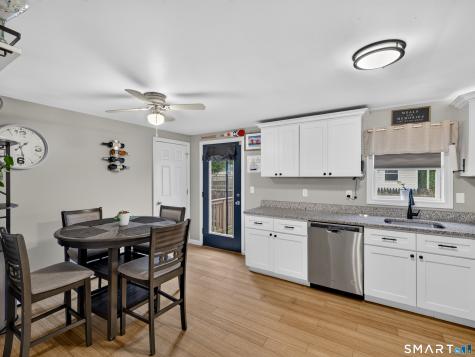 8 W Arch Street Stonington CT 06379