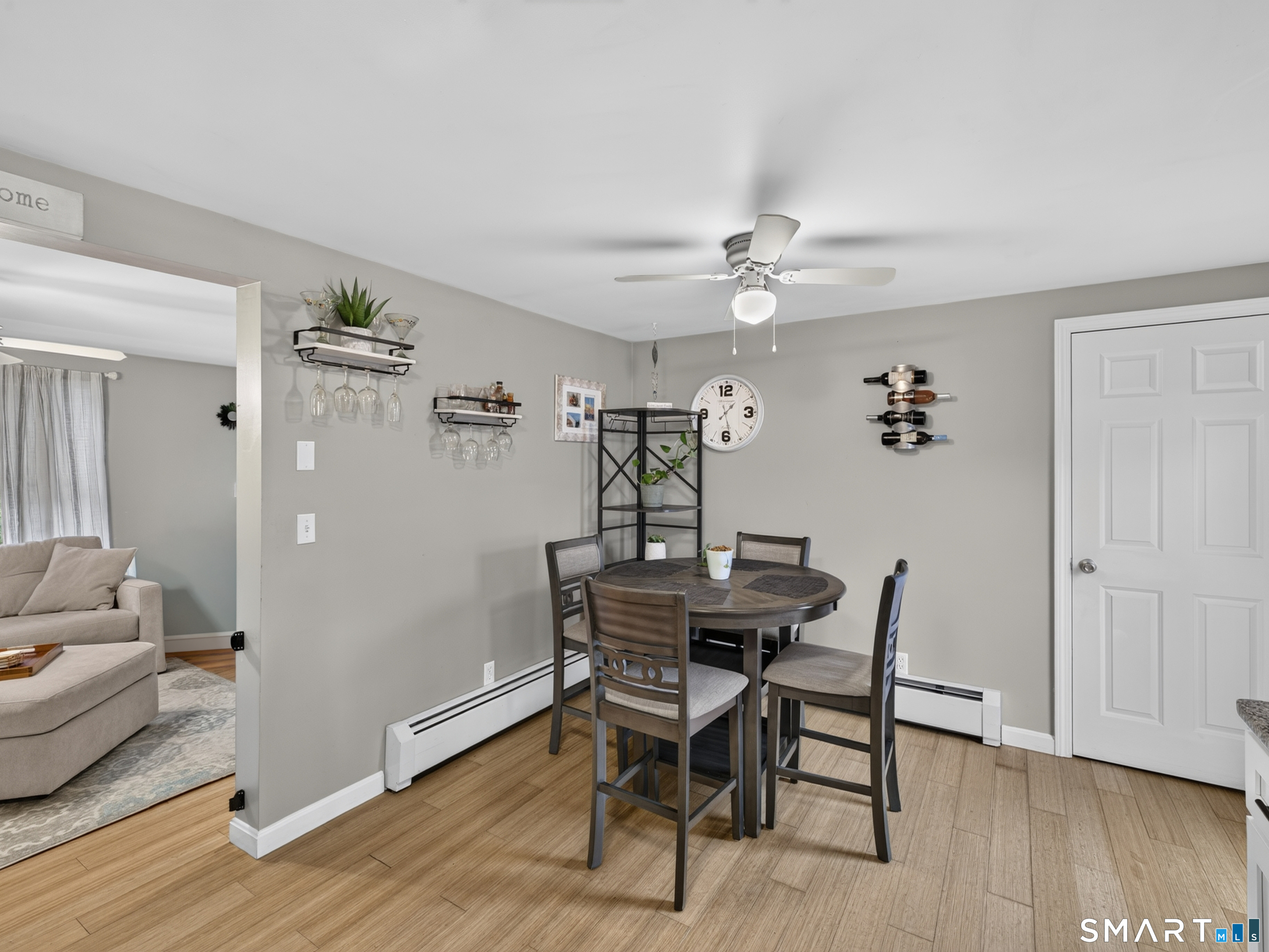 8 W Arch Street Stonington CT 06379