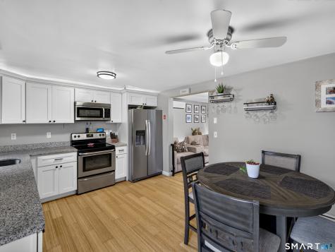 8 W Arch Street Stonington CT 06379