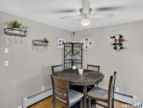 8 W Arch Street Stonington CT 06379