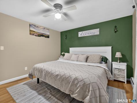 8 W Arch Street Stonington CT 06379