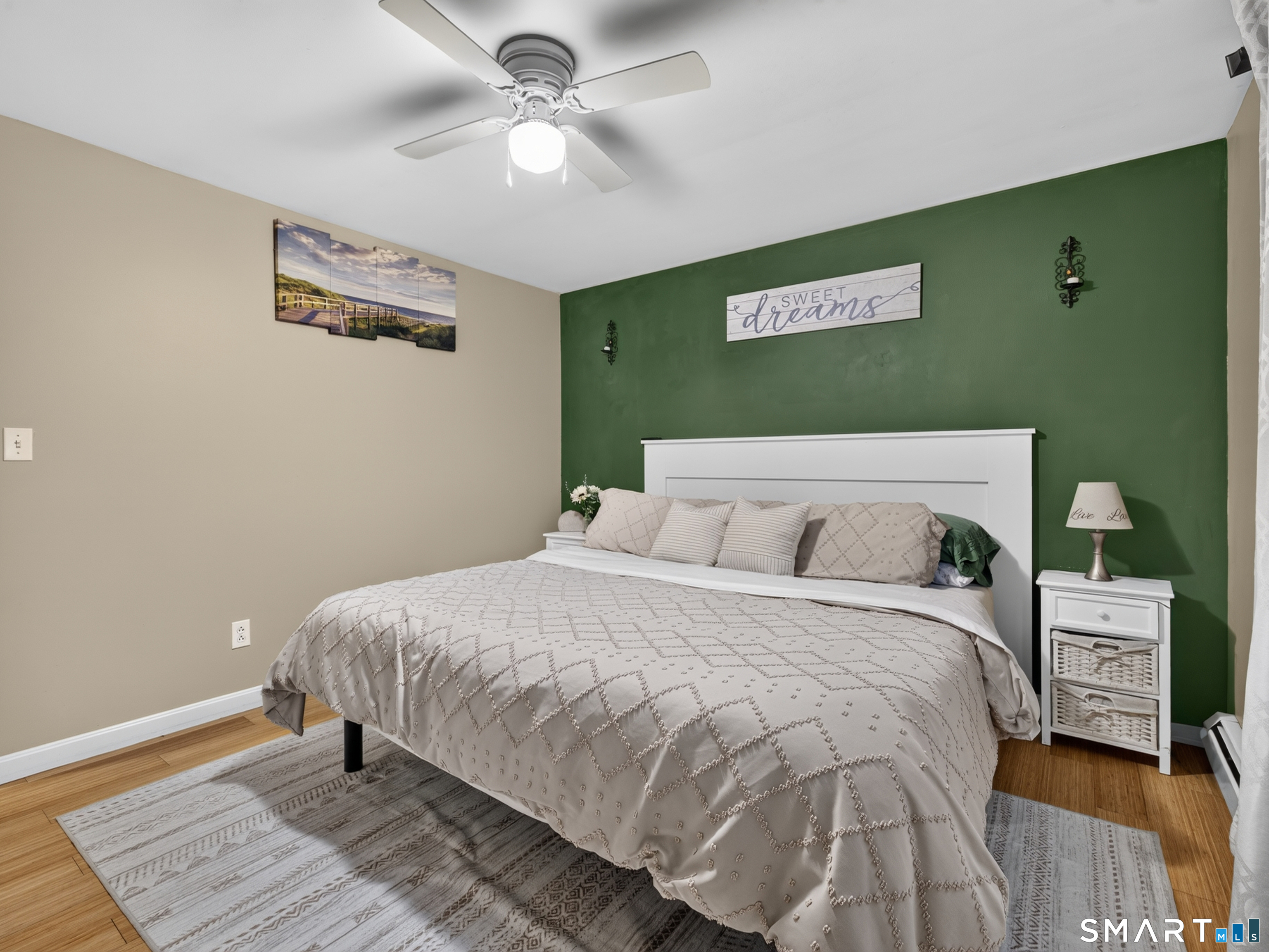 8 W Arch Street Stonington CT 06379