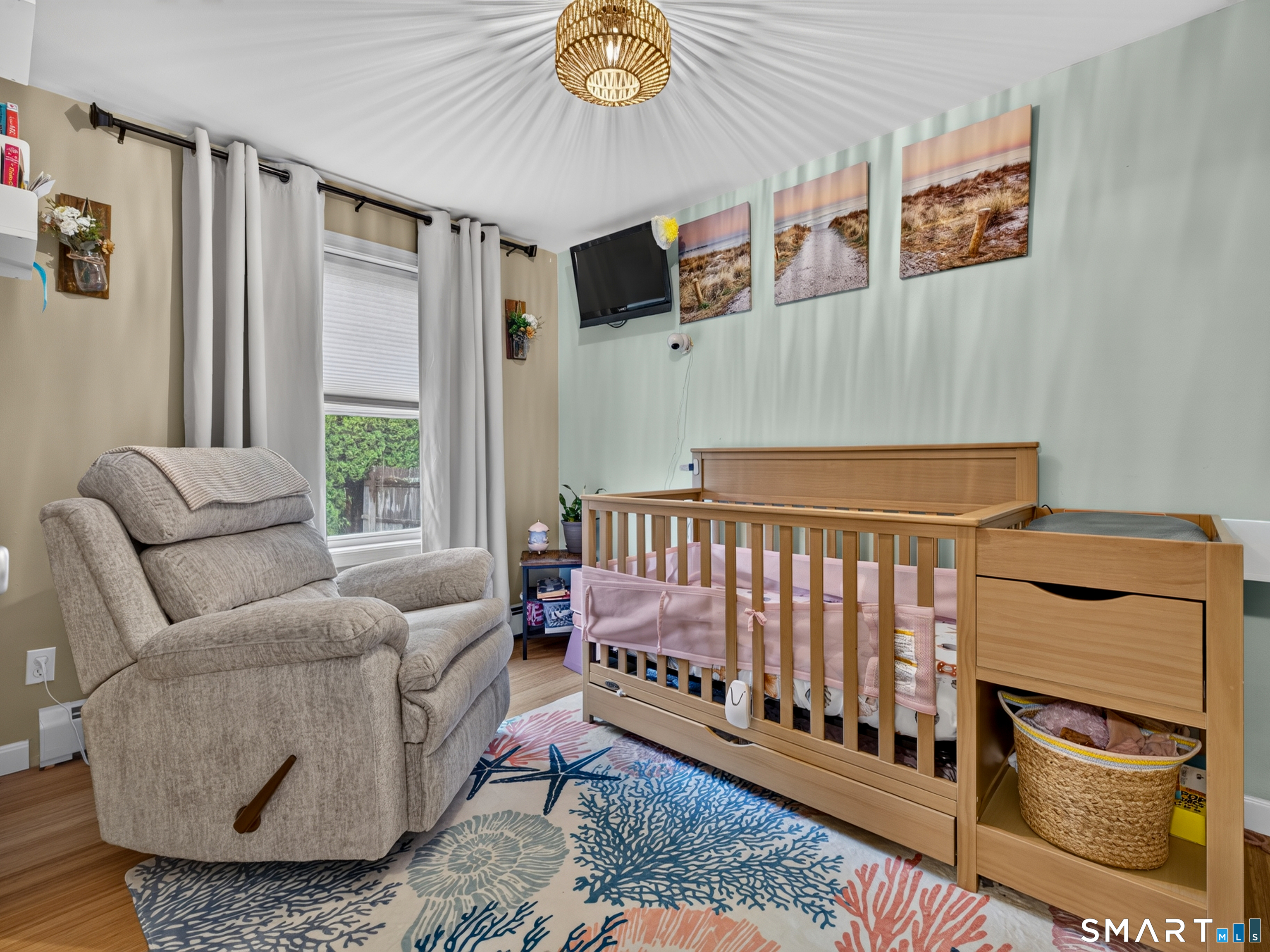 8 W Arch Street Stonington CT 06379