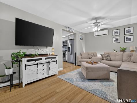 8 W Arch Street Stonington CT 06379